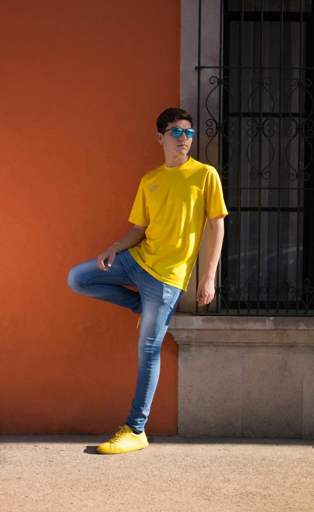 Rebel Raw Jeans - Image 2